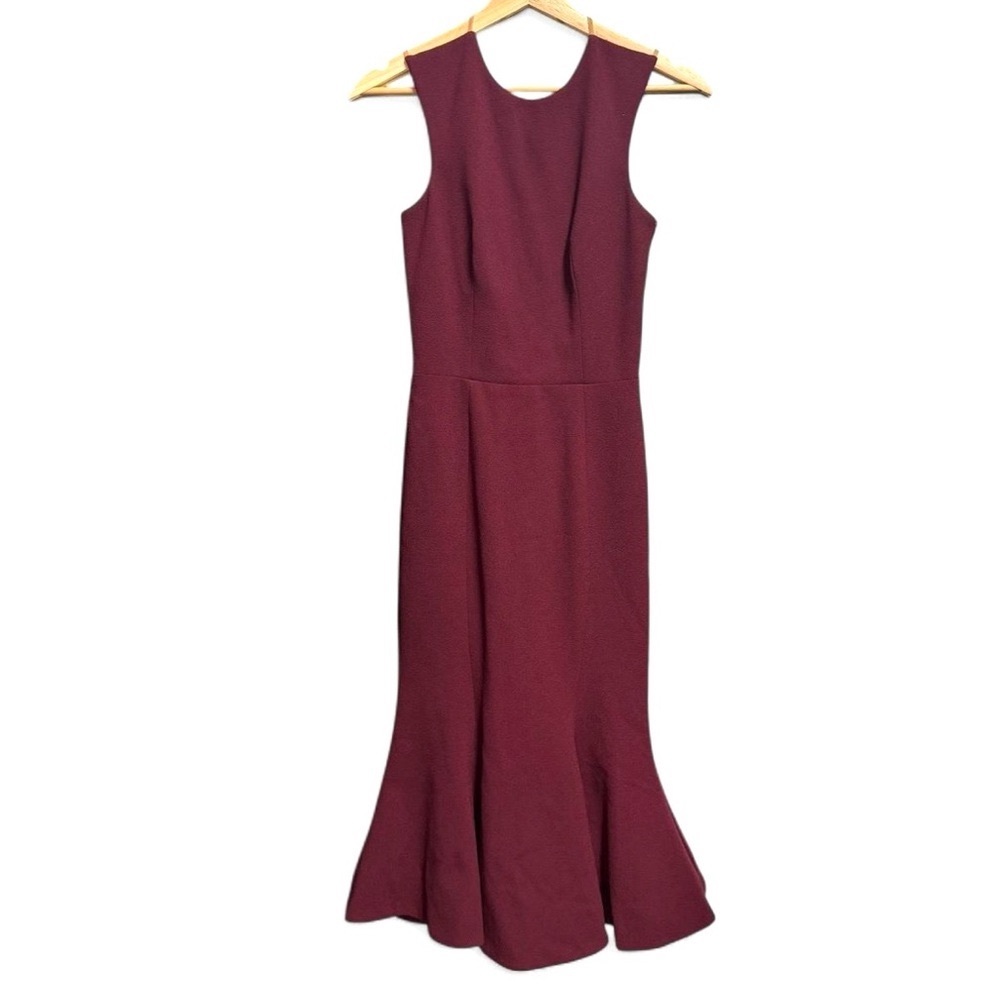 Dress the Population Eve Crepe Midi Dress in Burgundy